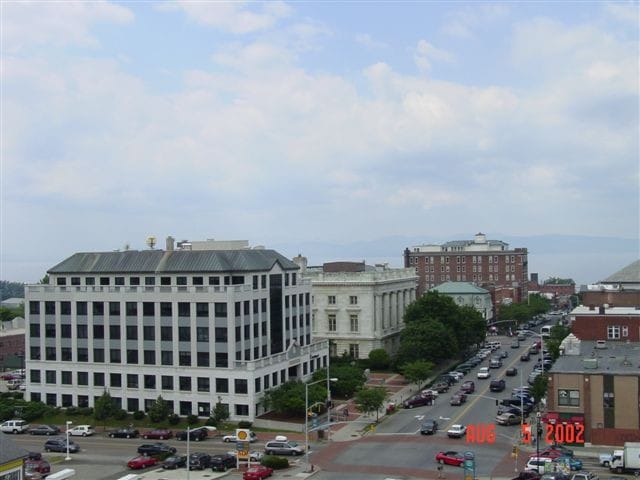 199 Main St, Burlington, VT à louer - Photo principale - Image 2 de 2