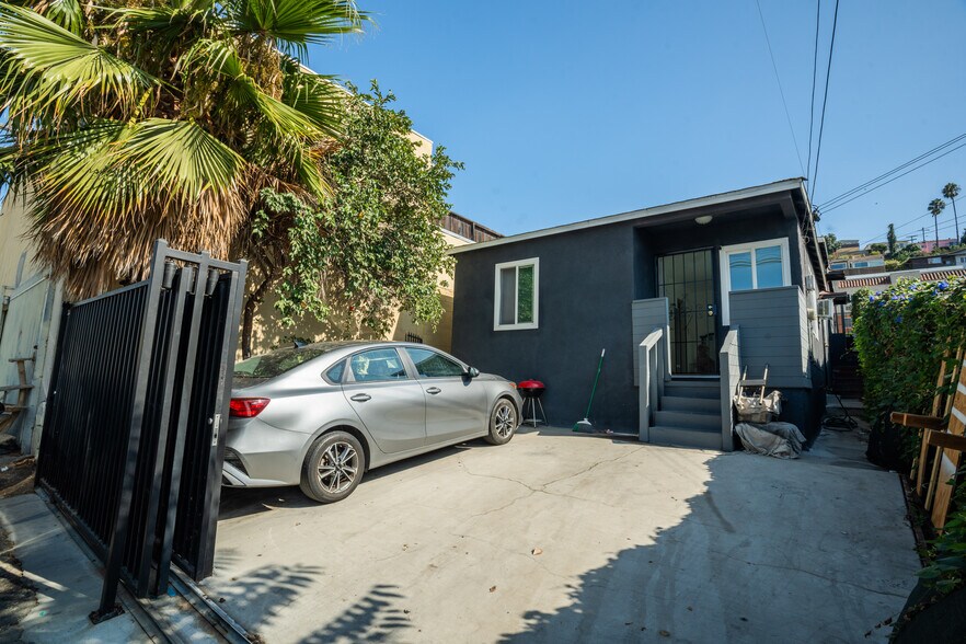 4185 City Terrace Dr, Los Angeles, CA à vendre - Photo du bâtiment - Image 3 de 8