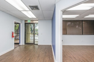 3115 NW 10th Ter, Oakland Park, FL for lease Interior Photo- Image 1 of 10