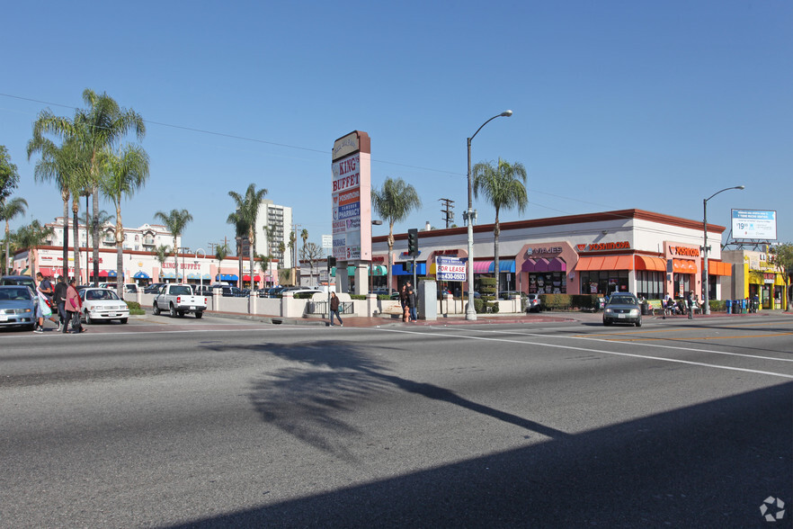 2661-2667 E Florence Ave, Huntington Park, CA for sale - Building Photo - Image 1 of 1