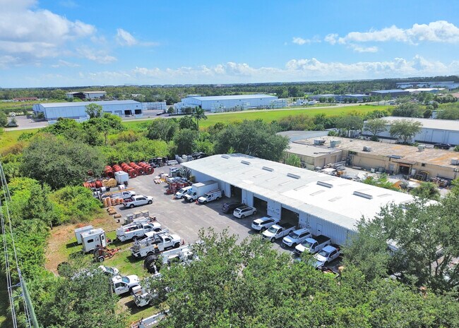 More details for 3526 Work Dr, Fort Myers, FL - Industrial for Lease