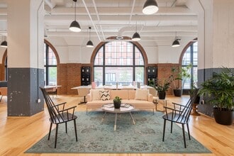 249 Church St, Altrincham for lease Interior Photo- Image 2 of 4