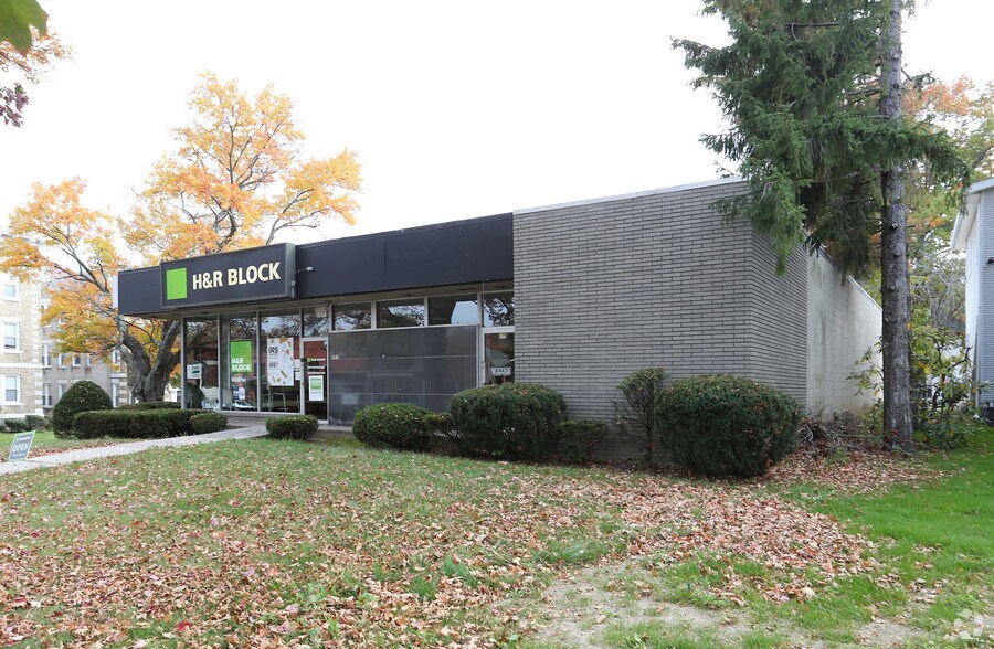 593 Farmington Ave, Hartford, CT à louer - Photo du bâtiment - Image 3 de 9