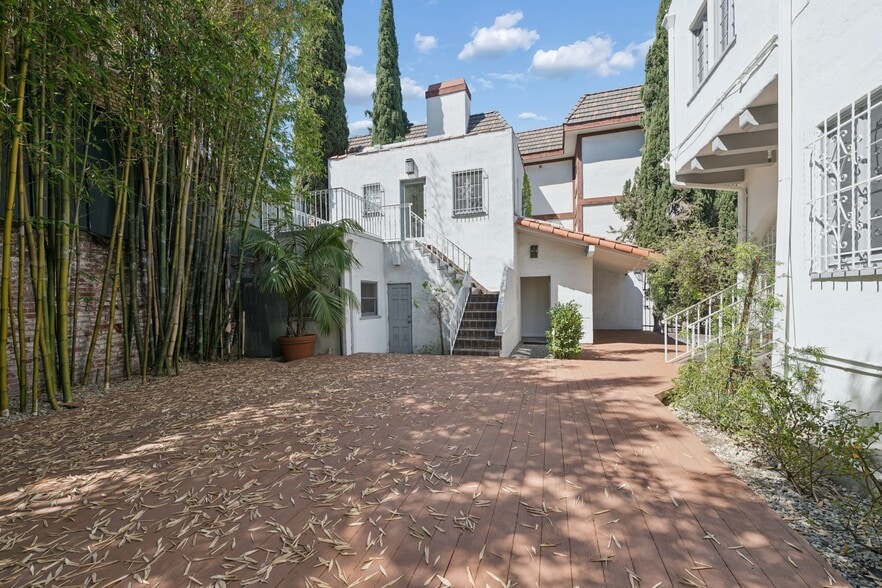 4526 Wilshire Blvd, Los Angeles, CA for sale - Building Photo - Image 3 of 28