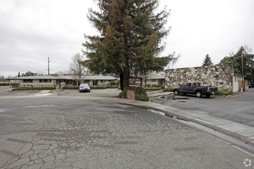 3301 Alta Arden Expy, Sacramento, CA for sale - Building Photo - Image 3 of 4