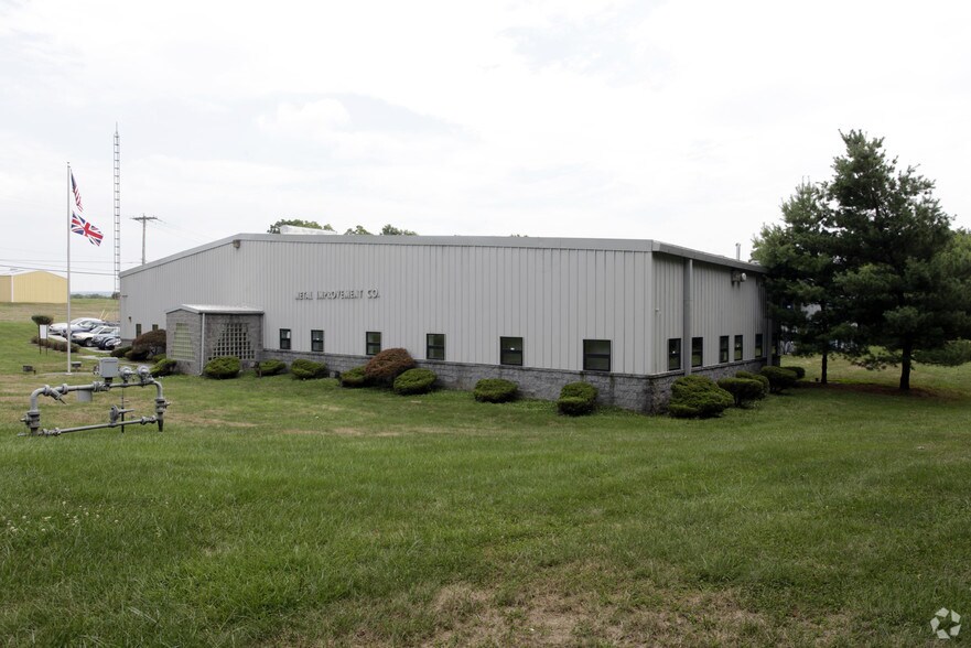 270 Emig Rd, York, PA à vendre - Photo du bâtiment - Image 3 de 3