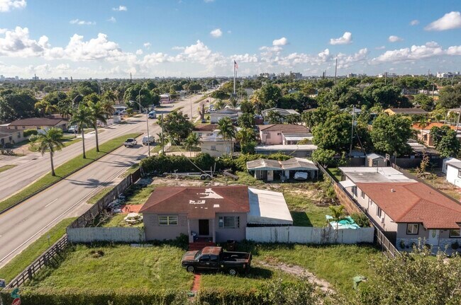 More details for 782 E 37th St, Hialeah, FL - Land for Sale