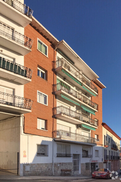 Calle San Carlos, 4, San Martín de Valdeiglesias, Madrid à vendre - Photo principale - Image 1 de 2