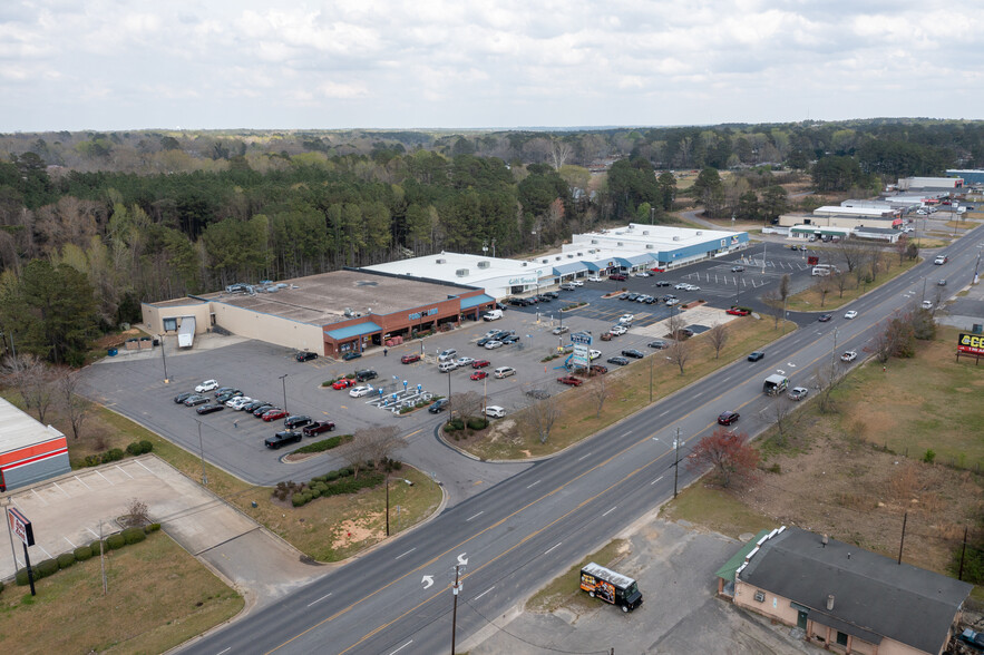 481 E Broad Ave, Rockingham, NC for lease - Aerial - Image 2 of 9