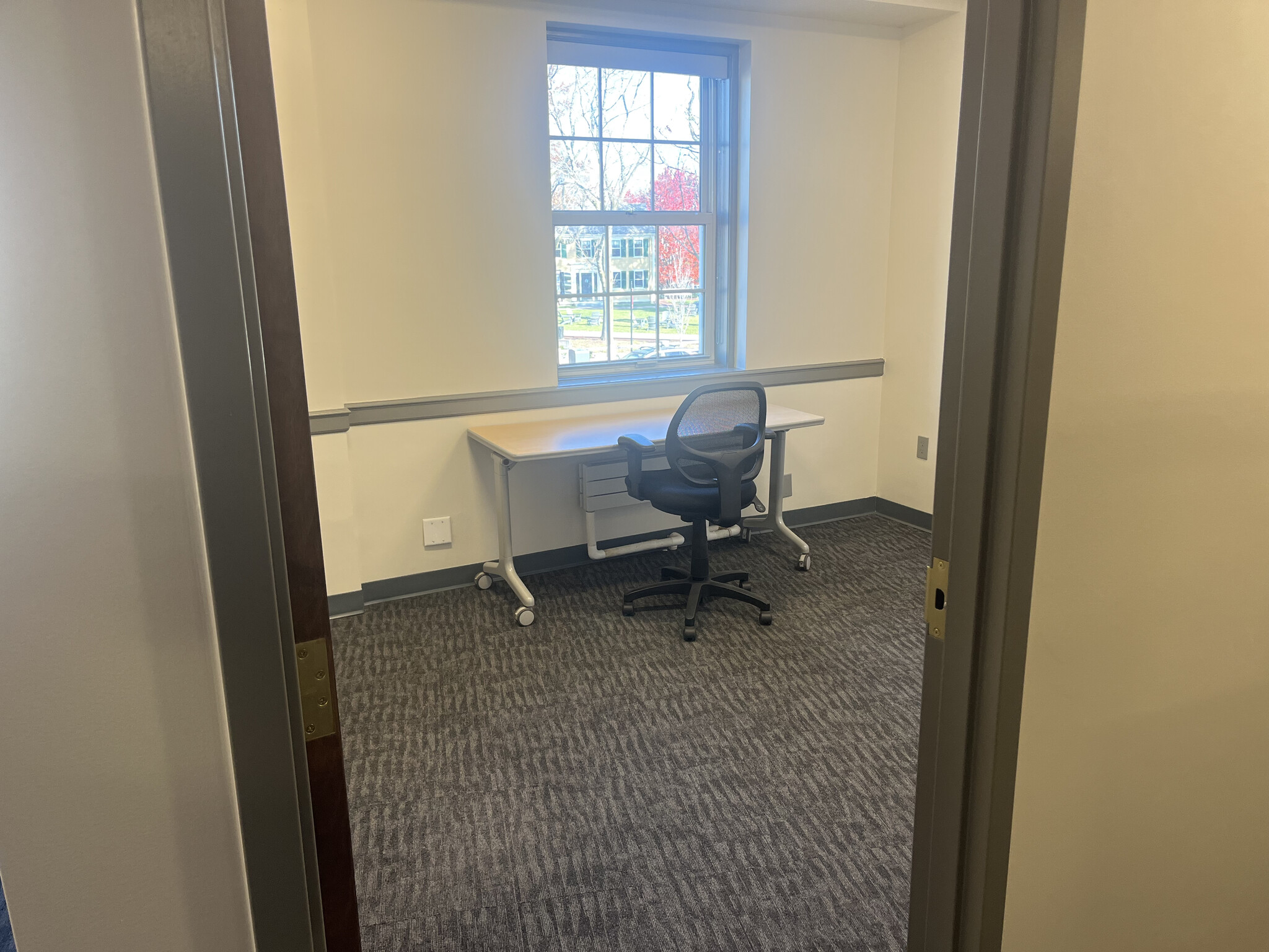 626 Massachusetts Ave, Arlington, MA for lease Interior Photo- Image 1 of 9