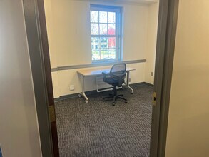 626 Massachusetts Ave, Arlington, MA for lease Interior Photo- Image 1 of 9