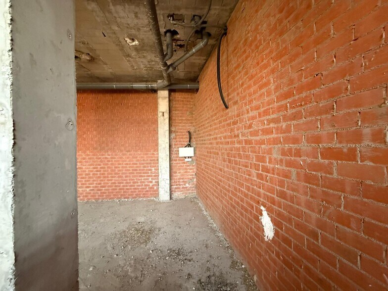 Commerce de détail dans Cáceres, Cáceres à louer - Photo du bâtiment - Image 3 de 5