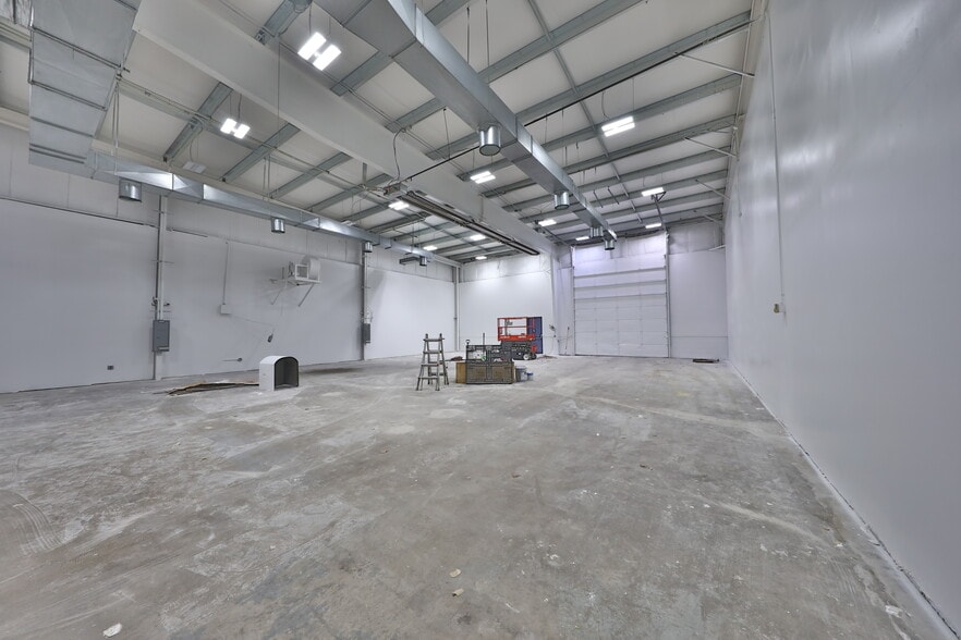 12 Orben Dr, Landing, NJ for lease - Building Photo - Image 3 of 56