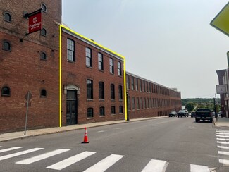 Plus de détails pour 2 Main St, Biddeford, ME - Bureau à vendre