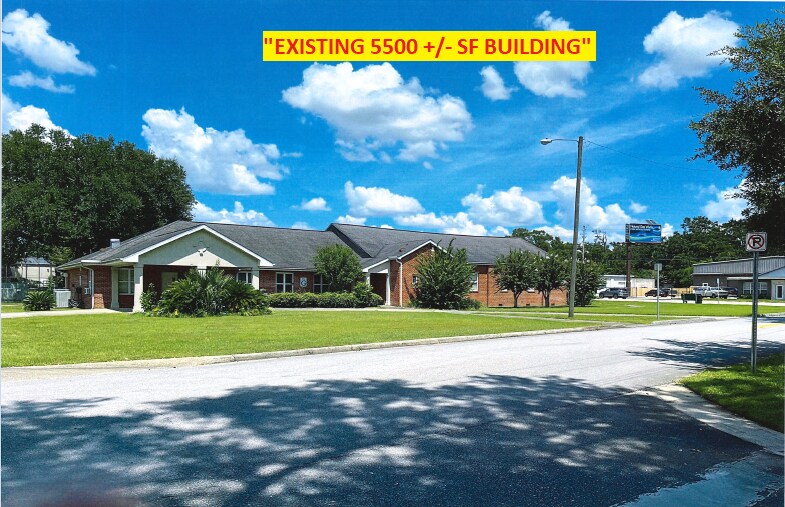 4801 N Davis Hwy, Pensacola, FL à vendre - Photo du bâtiment - Image 2 de 4