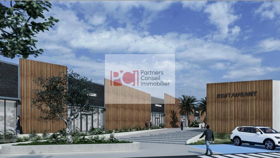Retail in Marguerittes for lease Building Photo- Image 1 of 3