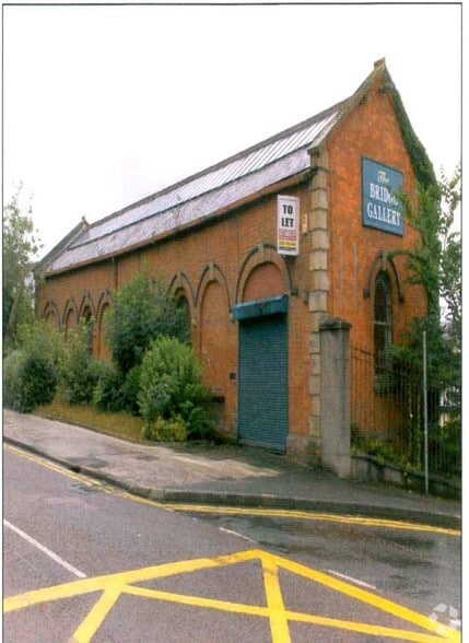 4 Victoria Rd, Londonderry for lease - Primary Photo - Image 1 of 1