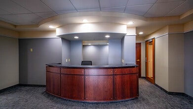 206 S Broadway, Rochester, MN for lease Interior Photo- Image 2 of 7