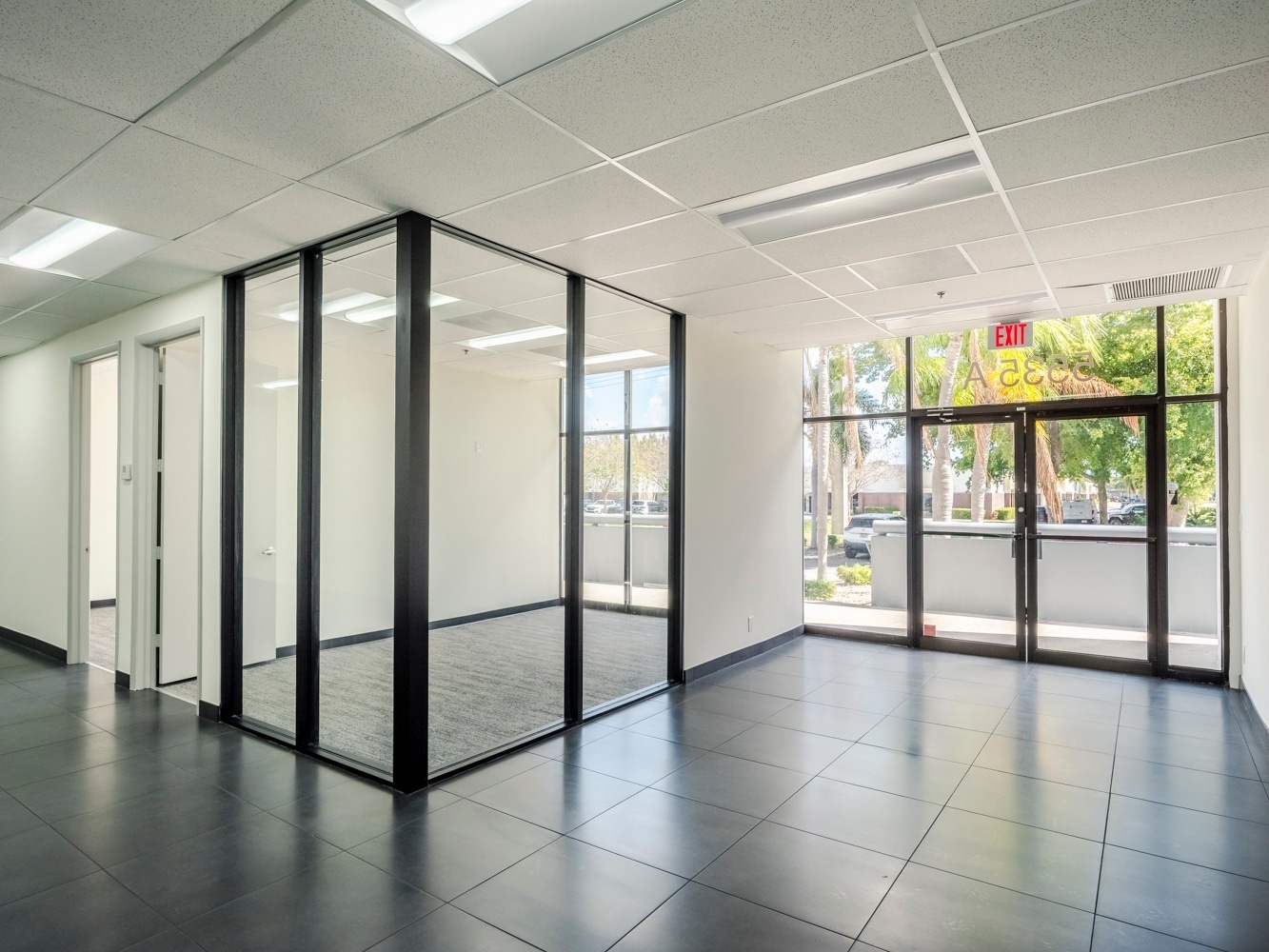 5535-5545 NW 35th Ave, Fort Lauderdale, FL for lease Interior Photo- Image 1 of 4