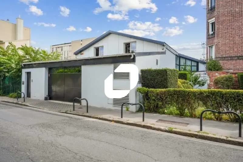 Office in Courbevoie for lease Building Photo- Image 1 of 14