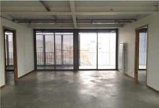 More details for 48 Rue Voltaire, Montreuil - Office for Lease