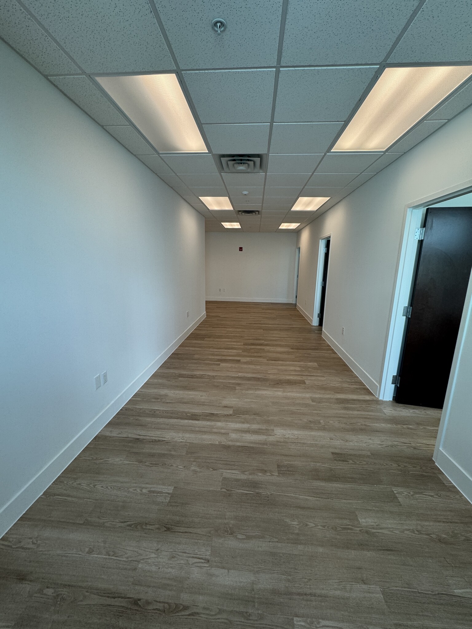 7951 Riviera Blvd, Miramar, FL for lease Interior Photo- Image 1 of 4