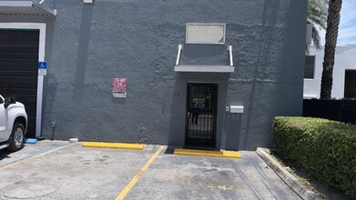 5405-5541 NW 82nd Ave, Miami, FL for lease Interior Photo- Image 1 of 6