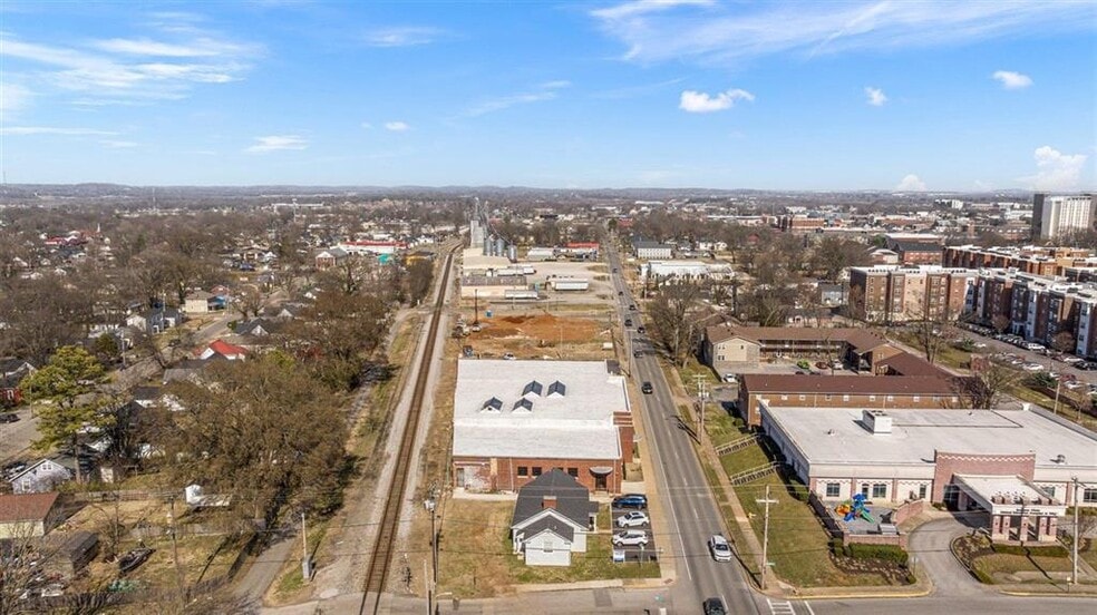 1349 Adams St, Bowling Green, KY for sale - Building Photo - Image 2 of 27