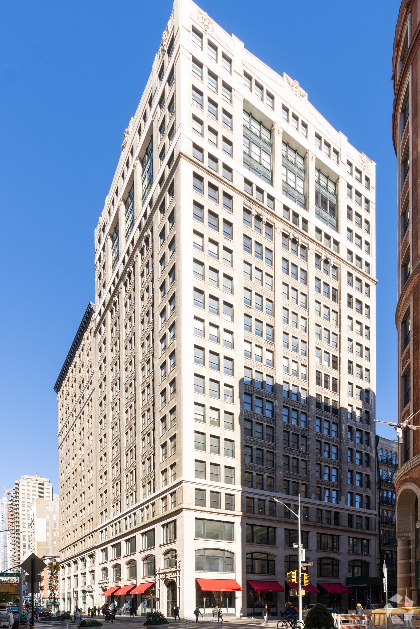 902 Broadway, New York, NY for lease Primary Photo- Image 1 of 36