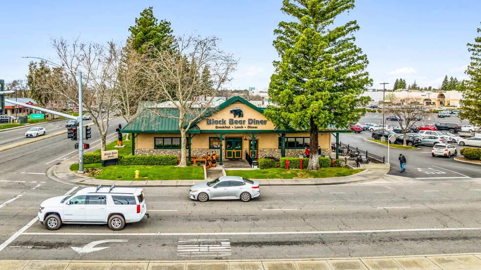 1990 E 20th St, Chico, CA for sale - Building Photo - Image 1 of 4