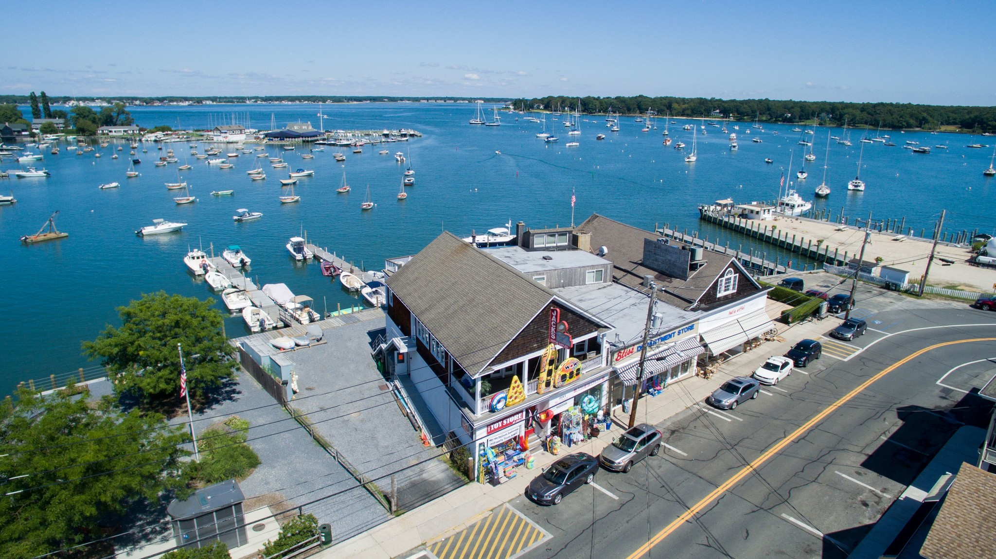 188 N Ferry Rd, Shelter Island Heights, NY for sale Building Photo- Image 1 of 1