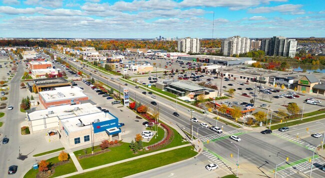 Plus de détails pour 3030-3210 Wonderland Rd S, London, ON - Commerce de détail à louer