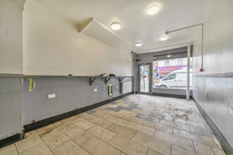 219 Deptford High St, London for lease Interior Photo- Image 2 of 17