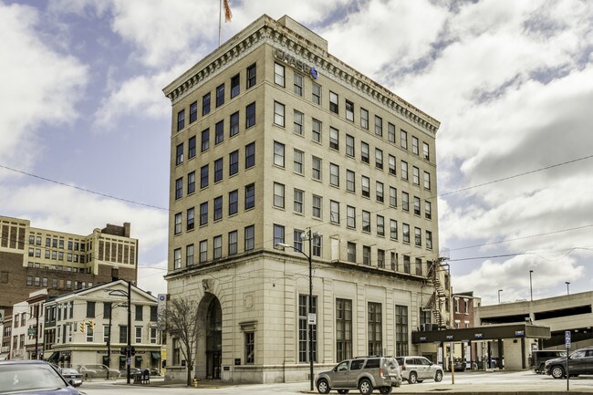 Plus de détails pour 11 Lincoln Way W, Massillon, OH - Bureau à vendre