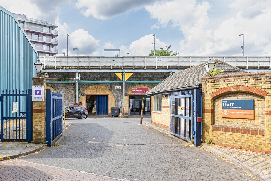 Ffinch St, Londres à louer - Photo du bâtiment - Image 3 de 3