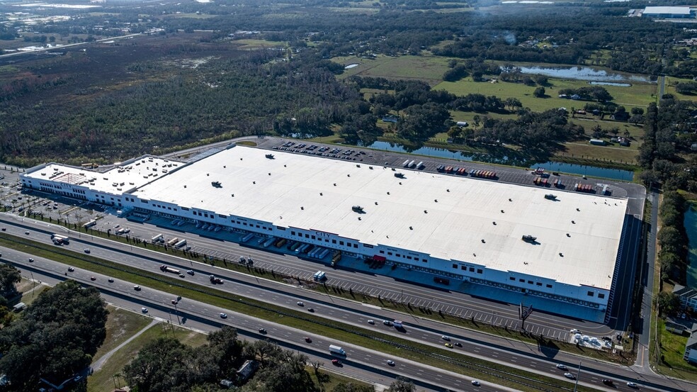 3205 S Frontage Rd, Plant City, FL for lease - Primary Photo - Image 1 of 12