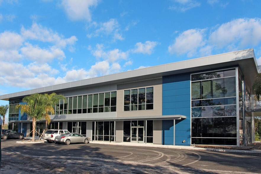 651 W Warren Ave, Longwood, FL for lease Primary Photo- Image 1 of 2
