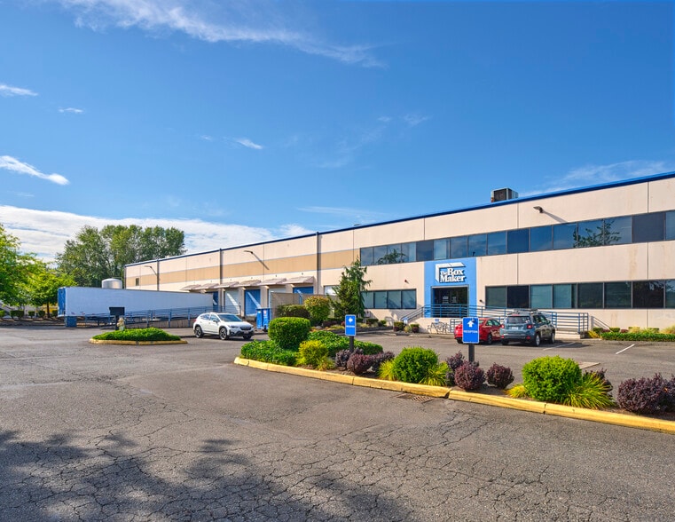 6412 S 190th St, Kent, WA à louer - Photo du bâtiment - Image 2 de 9