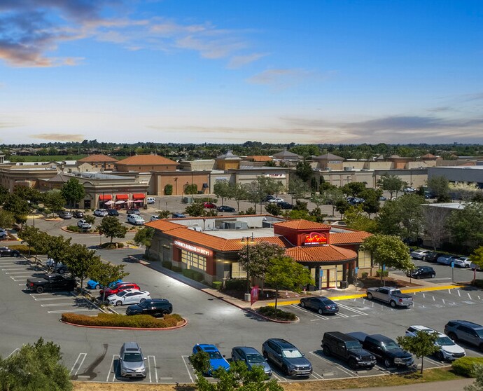 2385 Sand Creek Rd, Brentwood, CA à vendre - Photo du bâtiment - Image 2 de 11