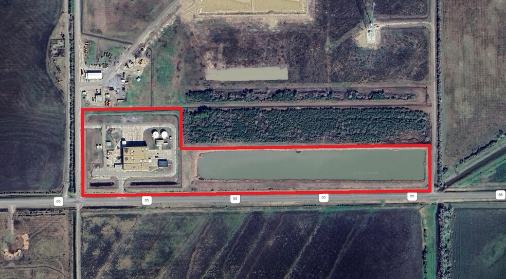 7505 Highway 65, Anahuac, TX for lease - Building Photo - Image 1 of 18