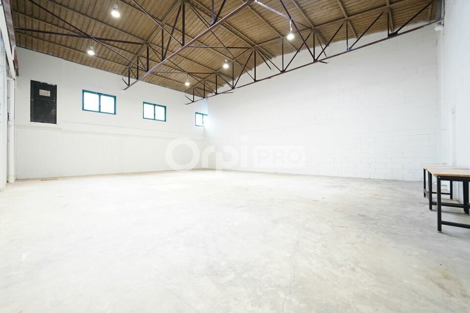 1 Rue Jules Serval, Vénissieux for lease Building Photo- Image 1 of 28
