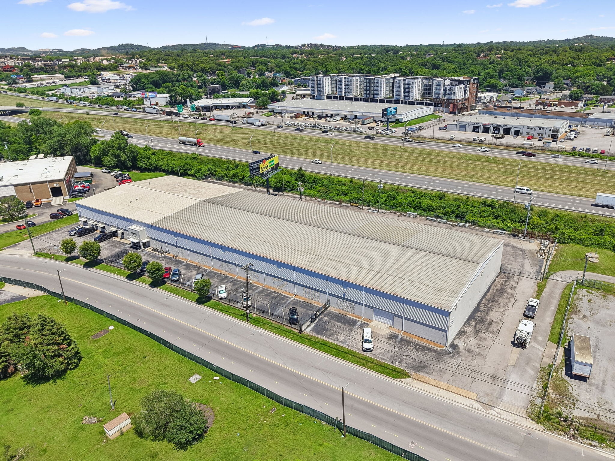811 Cowan St, Nashville, TN for lease Building Photo- Image 1 of 7