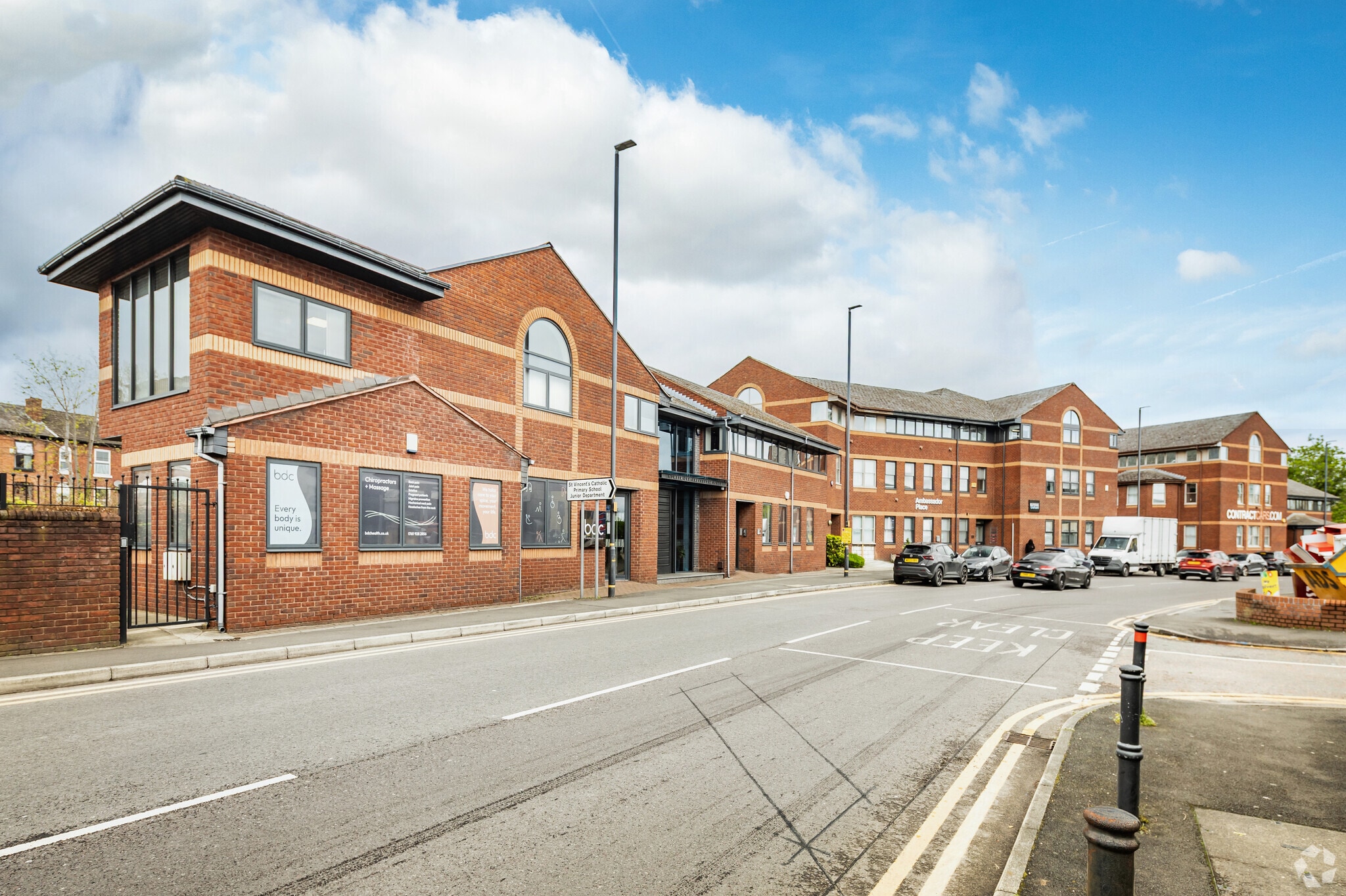 Stockport Rd, Altrincham for lease Primary Photo- Image 1 of 5