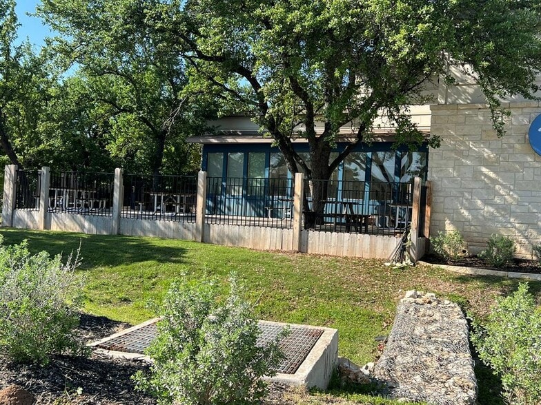 3005 Glacier Pass, Cedar Park, TX à louer - Photo du bâtiment - Image 3 de 21