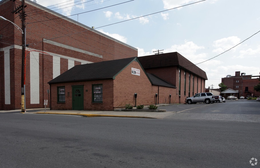 126 E Burke St, Martinsburg, WV for sale - Primary Photo - Image 1 of 6