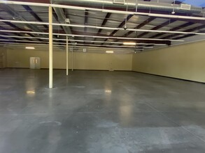 7048 Fm 442 Rd, Boling, TX for lease Interior Photo- Image 2 of 3