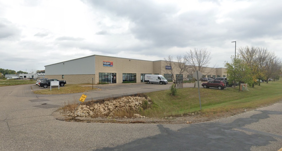 2510 Alpine Rd, Eau Claire, WI à vendre - Photo du bâtiment - Image 1 de 11