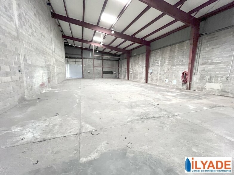 135 Avenue Braye De Cau, Aubagne à louer - Photo intérieure - Image 3 de 14