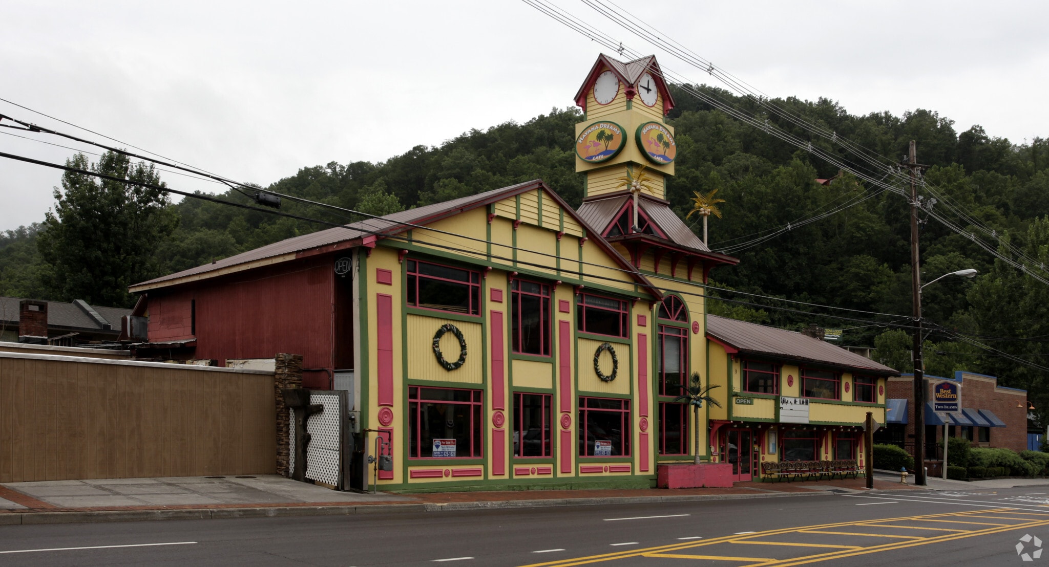 449 Parkway, Gatlinburg, TN for lease Primary Photo- Image 1 of 3