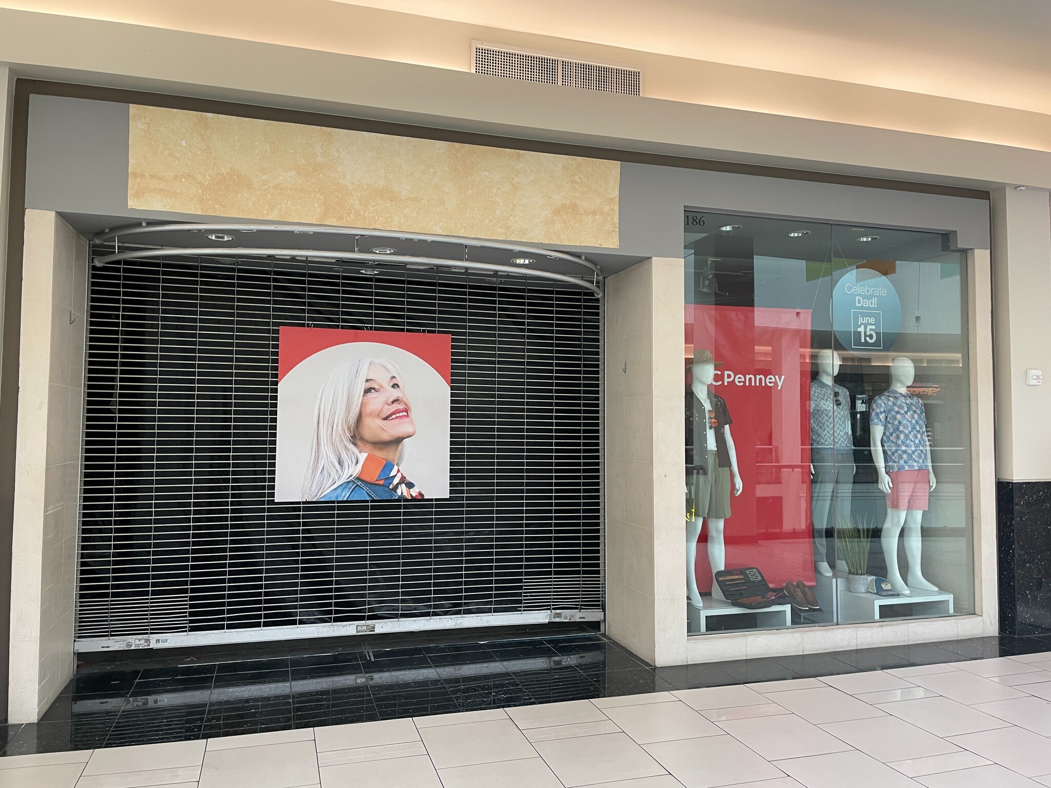 9301 Tampa Ave, Northridge, CA for lease Interior Photo- Image 1 of 1